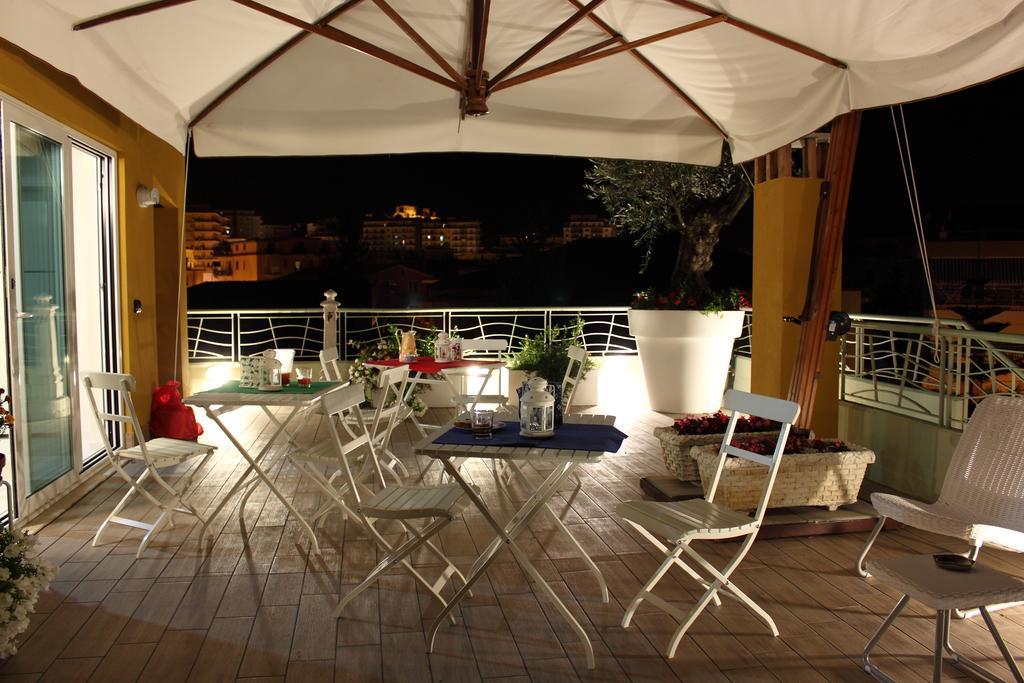 B&B I Fiori Del Mare Agropoli Eksteriør billede